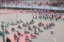 阿尔纳斯尔向热那亚足球俱乐部为本托开出报价。西汉姆联也对这位门将有意。 来源：转会专家迪马济奥